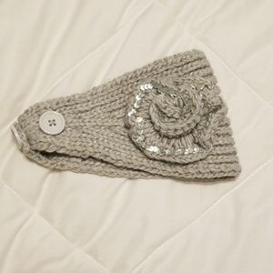 Gray knit headwrap